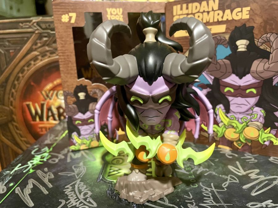 와우 x 유투즈 콜라보 데스윙, 리치왕, 일리단 피규어 공개_4.jpg