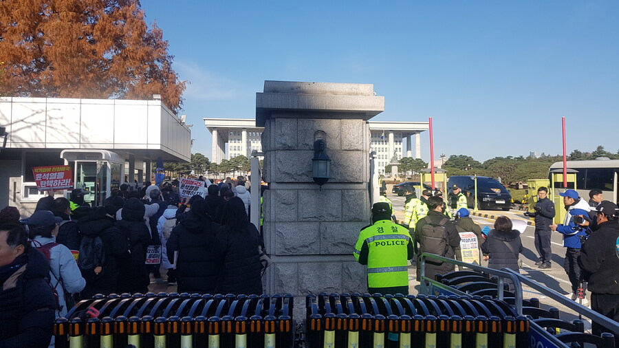 국회의사당 안 현상황.jpg_2.jpg