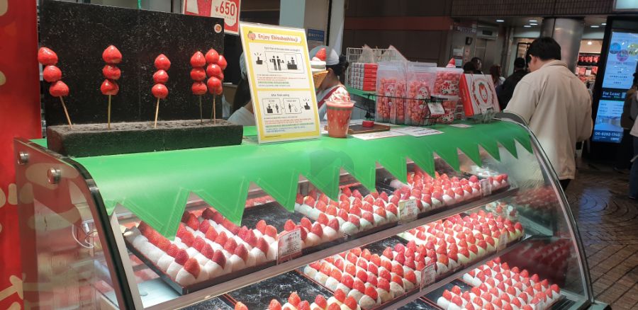 오사카여행 2번쨰이야기-난바역,,하루종일 돌아다니며 오덕쇼핑;-스압-_56.jpg