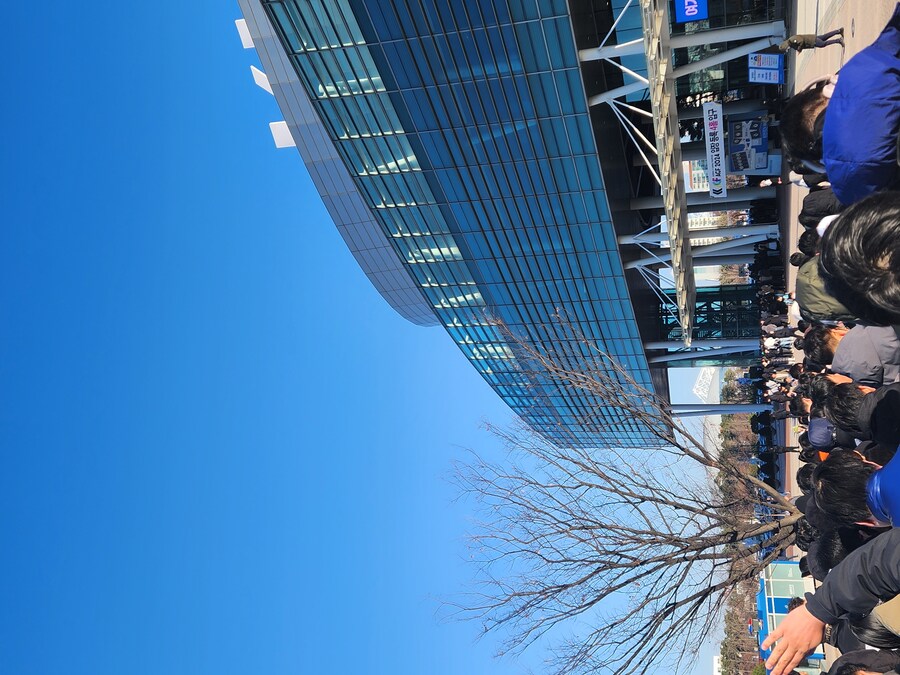 Agf)지금 끝줄이 여기인데_1.jpg