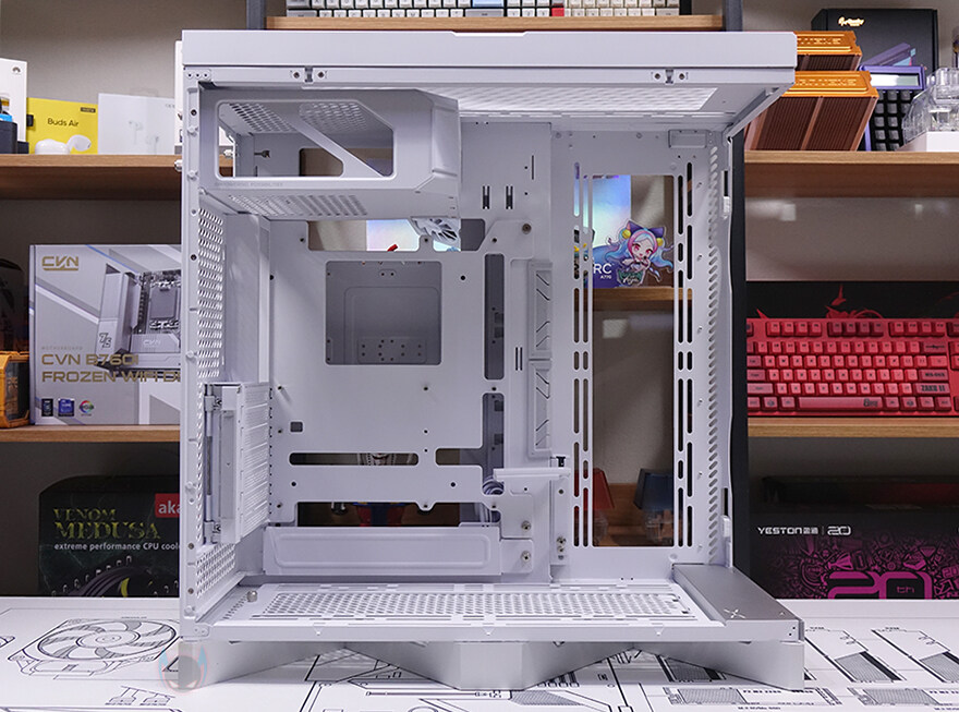 차별화된 플래그십 미들타워 어항케이스! - TRYX LUCA L70_60.jpg