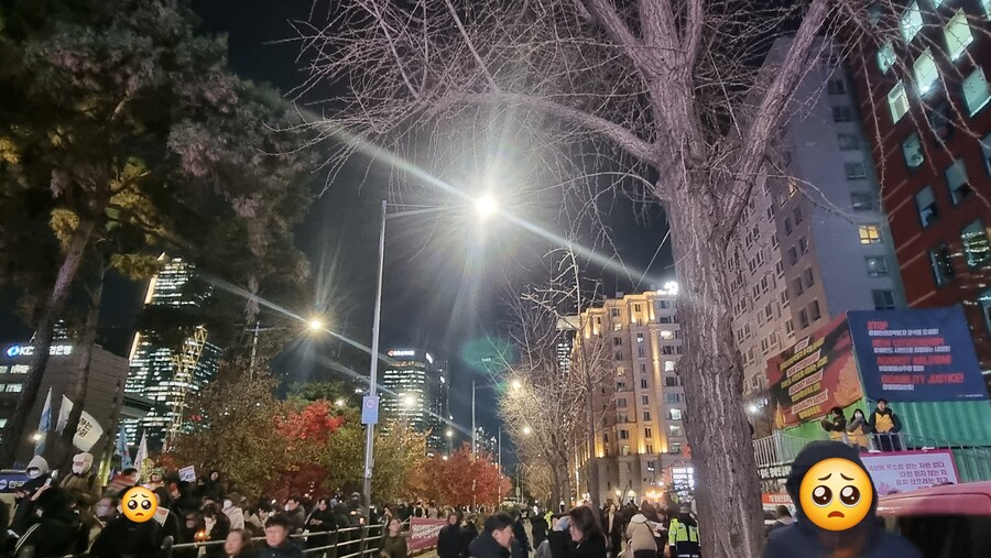 여의도 시위갔을때 찍은거_2.jpg