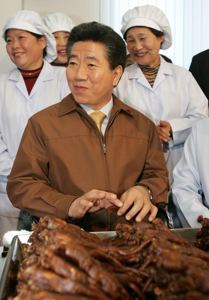 노무현 전 대통령) 20년 전 오늘 찍힌 사진들.jpg_26.jpg