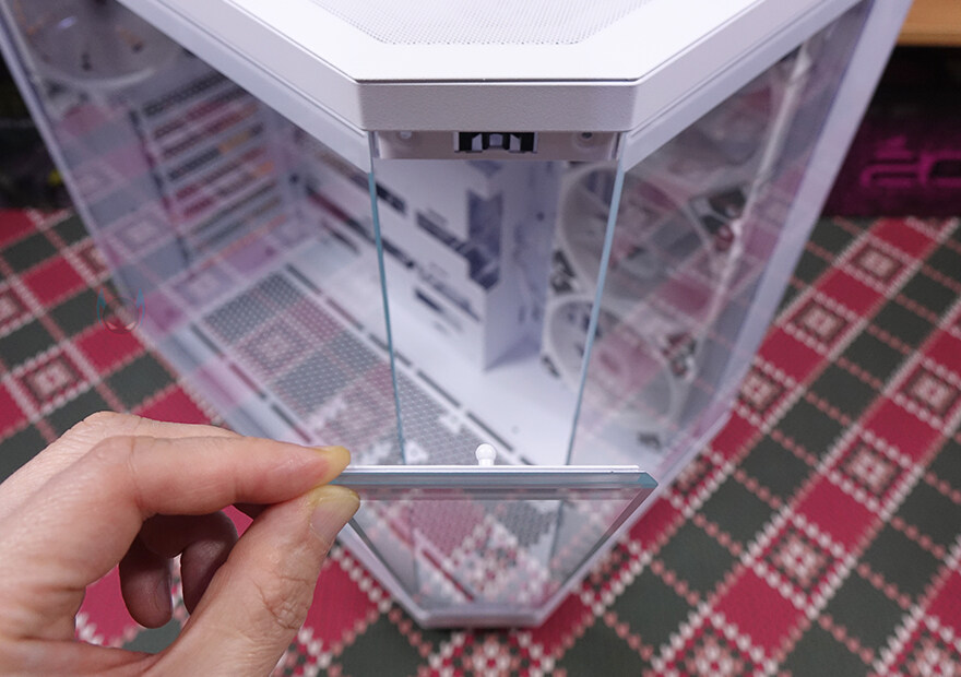 가장 레퍼런스적인 3면 컴퓨터 어항케이스! - 다크플래쉬 DQX80_21.jpg