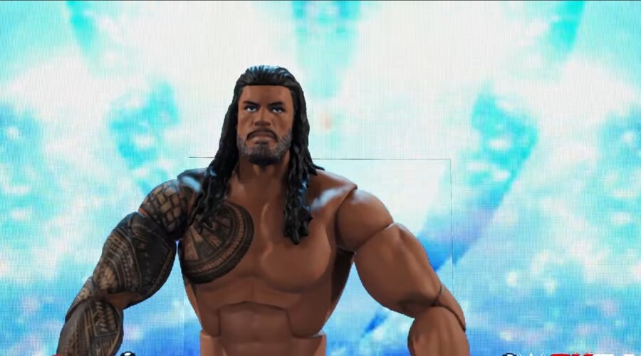 WWE 2K24 공식 인스타그램에 공개된 로만 레인즈 마이팩션 신규카드 피규어_9.jpg