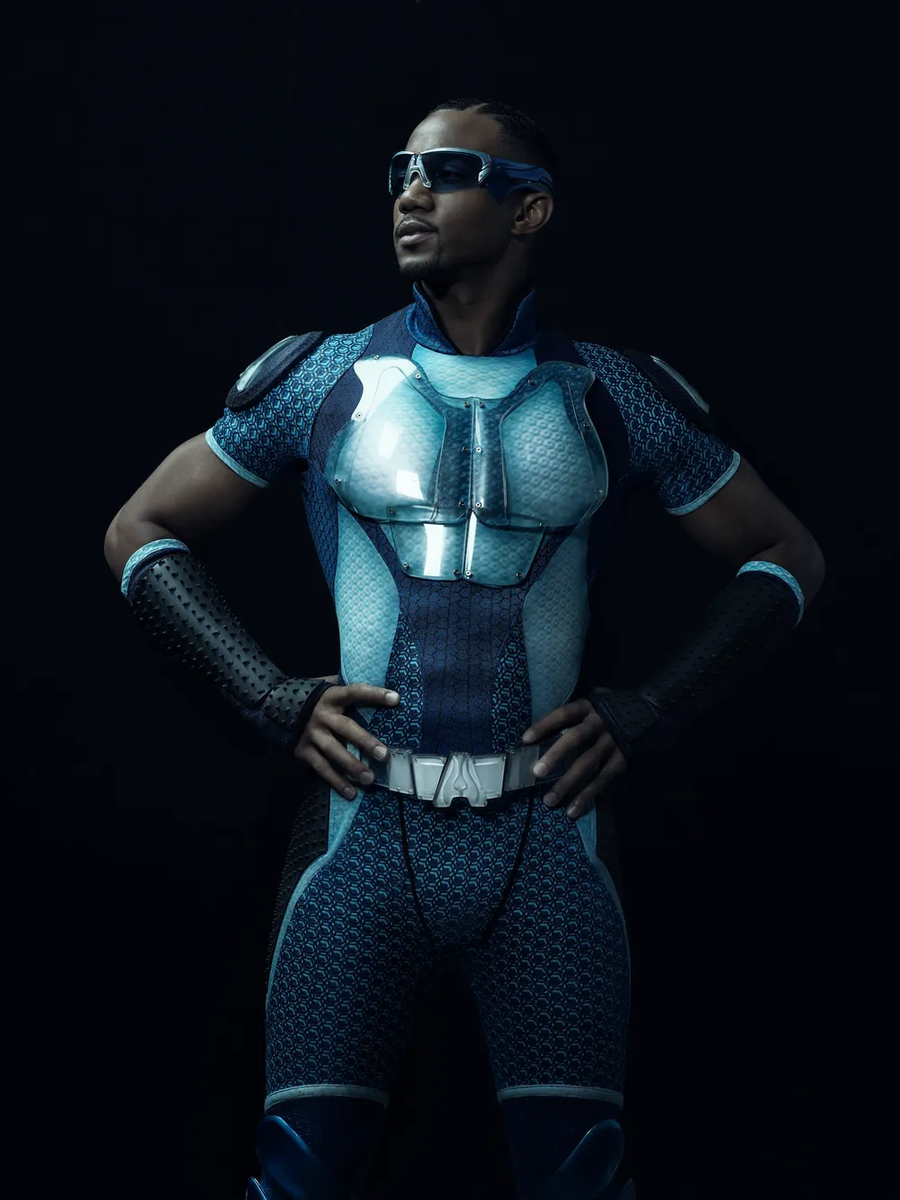 더보이즈) 의외로 홈랜더랑 싸우면 비빌거같은 애._1.webp