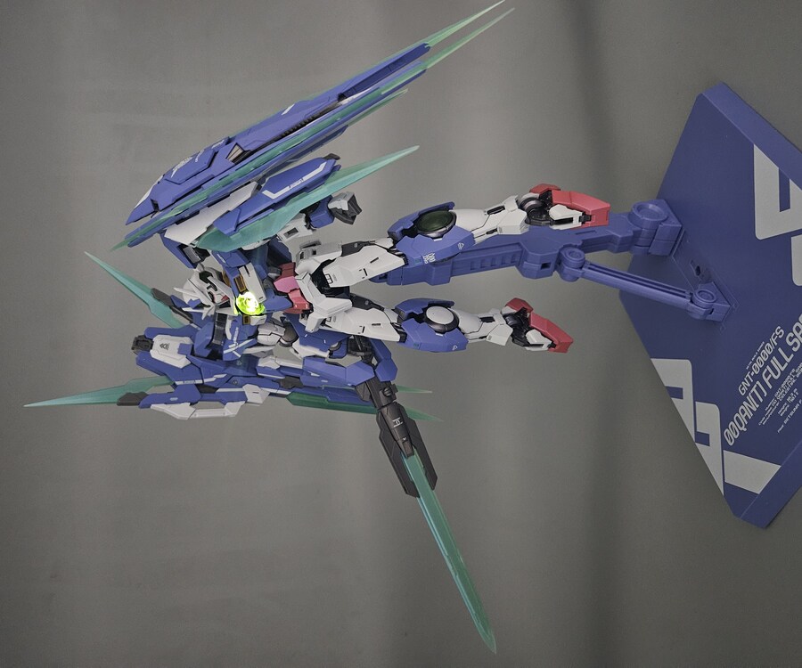 더블오 퀀터 풀세이버 (부제:반다이의 개같은qc)_2.jpg