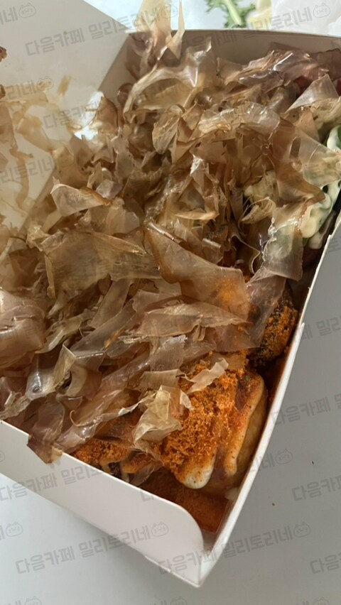 타코야키 집 사장님이 트럭 개큰걸로 바꾸셨어.jpg_39.png