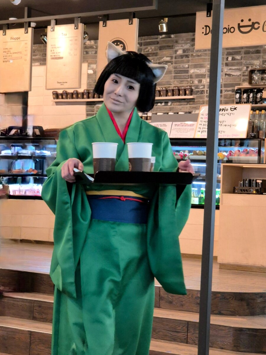 만화 찢고 나온 코스프레 근황_4.jpg