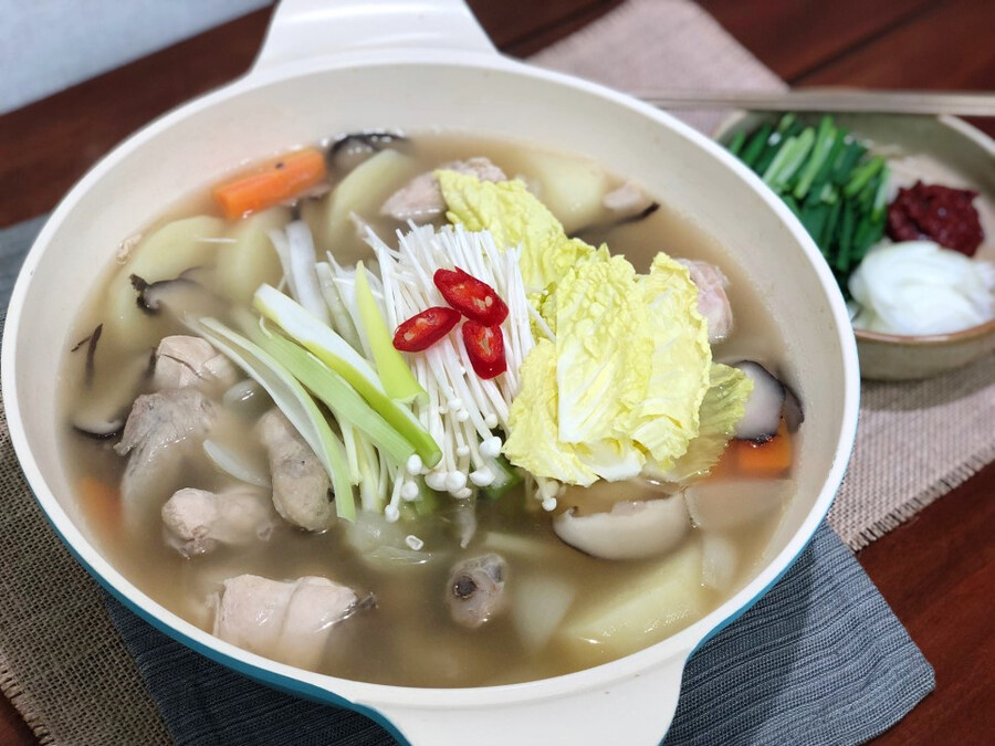 의외로 외국인들 사이에서 인기 많은 한식.jpg_1.jpg