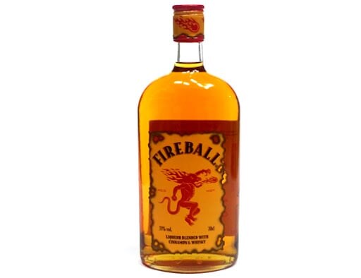 치치, 아냐가 야식이랑 먹으라고 위스키 사왔어.jpg_5.jpg