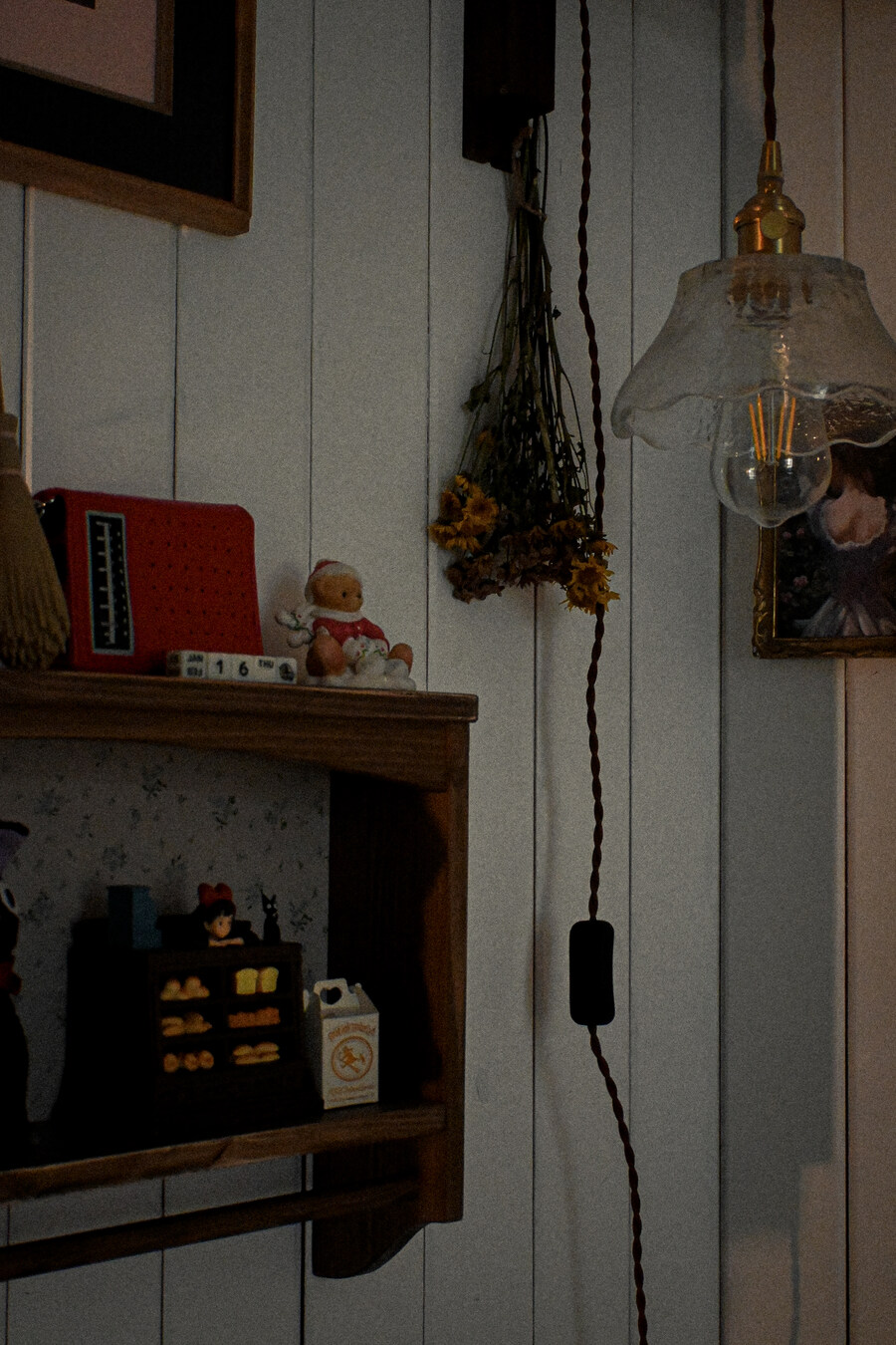 마녀배달부 키키 덕후 방_40.jpg