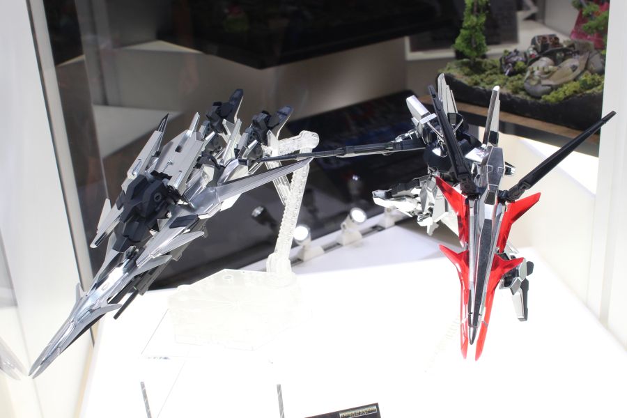 HGUC 1/144 델타 자인 전시 사진_2.jpg