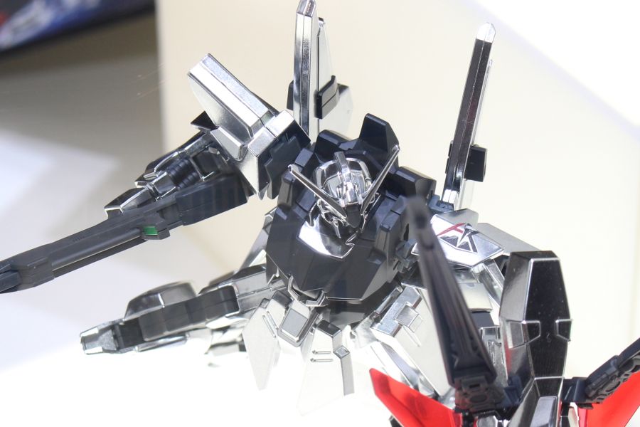 HGUC 1/144 델타 자인 전시 사진_16.jpg