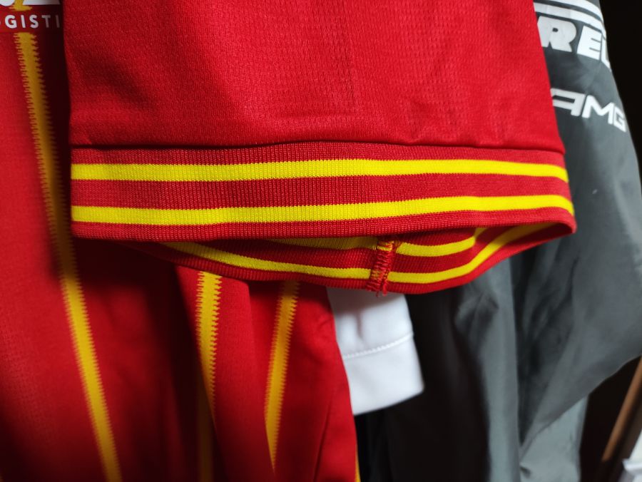 세일해서 질러버린 F1 굿즈들 (의류+모자)_15.jpg