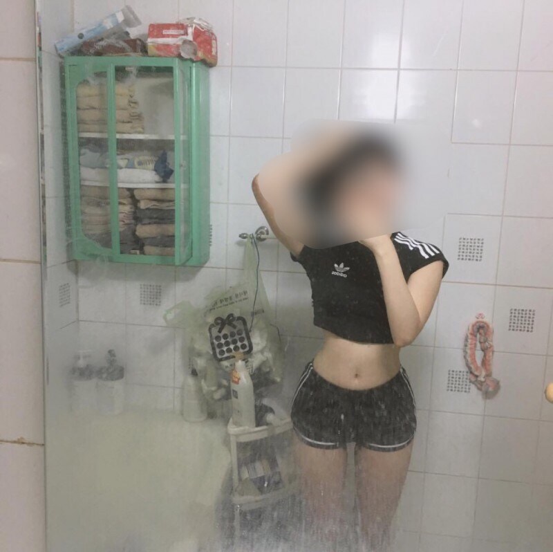 아디다스 홍보하는 알바누나.JPG_4.jpg
