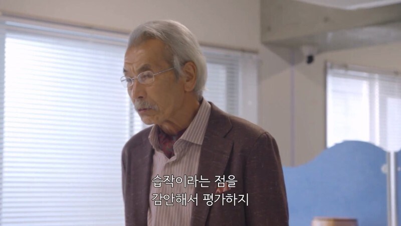 미술업계 대선배 : ㅅㅂ 이게 습작이라고?_20.jpg