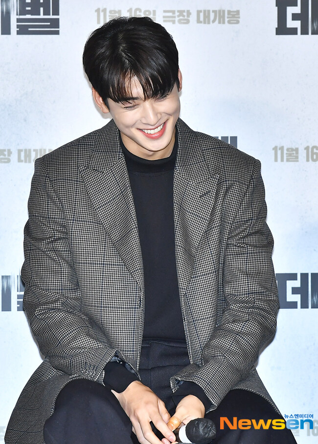 차은우 "이미 가진 것에 감사할 줄 알아라."_4.jpg