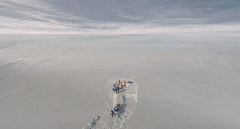 남극기지에서 남자들이 매일 생산해내는 허연액체_8.jpg