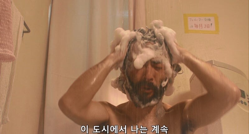 남극기지에서 남자들이 매일 생산해내는 허연액체_22.jpg