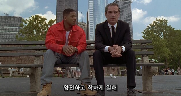 미 정부가 외계인의 존재를 민간에게 숨기는 이유_3.png