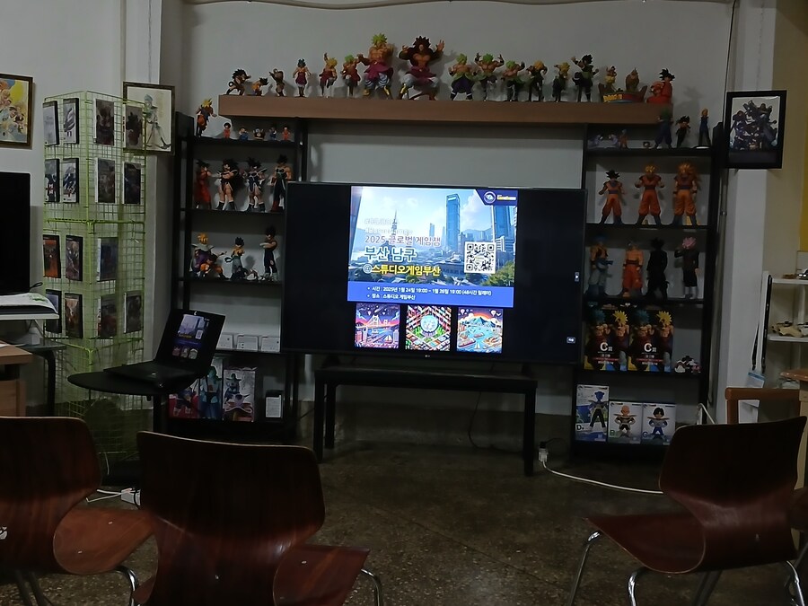 2025 글로벌 게임잼 부산 남구 @ 스튜디오 게임부산 행사장_7.jpg