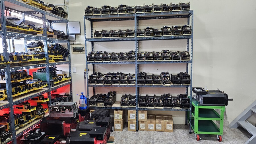 30대 중반 공돌이의 , 2025년 사무실 최신근황_10.jpg