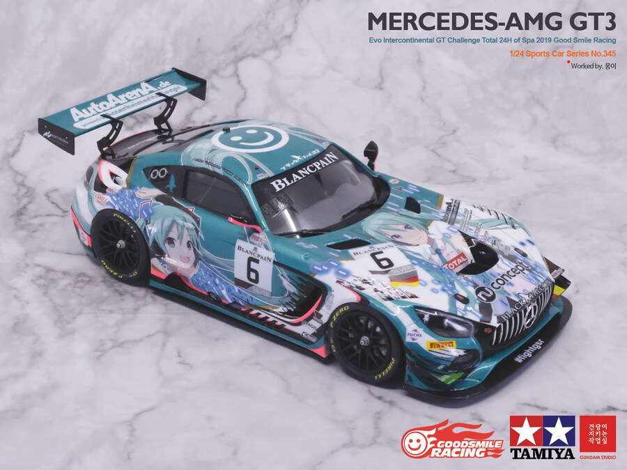 1/24 Mercedes AMG-GT3 Evo GoodSmileRacing_28.jpg