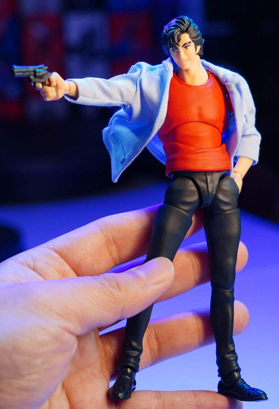 🕶️시티헌터 팬이라면!! 버즈모드 시티헌터 사에바 료 액션피규어!!_7.jpg