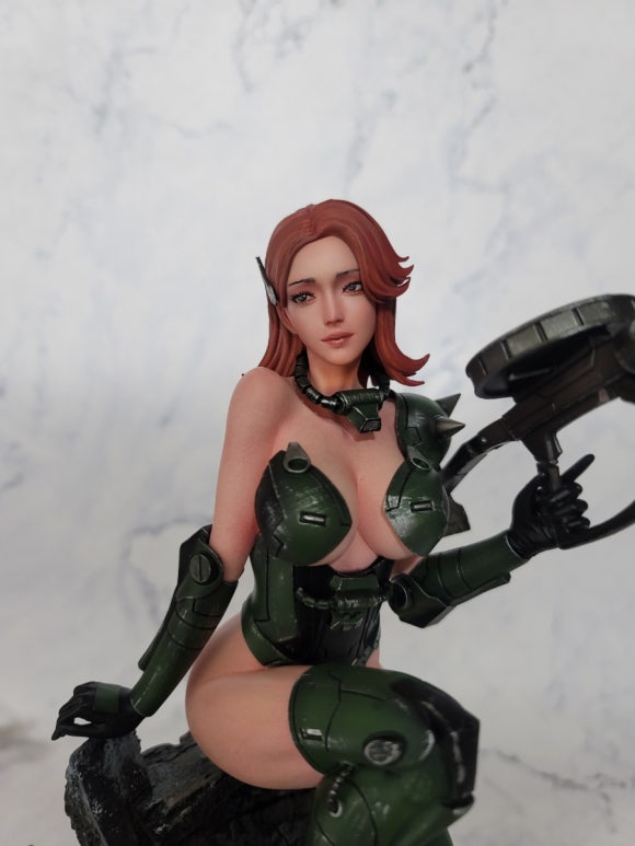 1/6 자쿠 코스프레 여성 레진피규어 완성_2.jpg