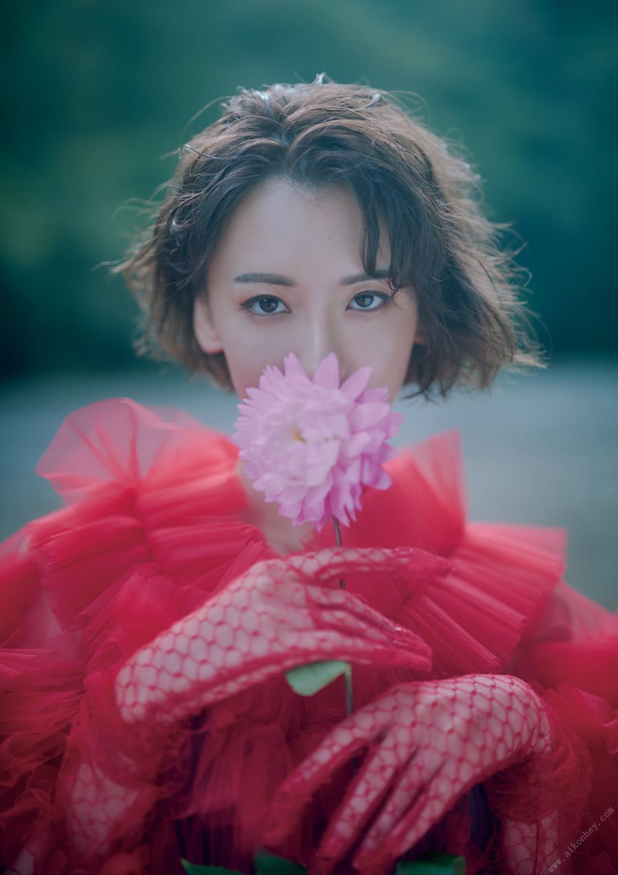 나츠키 세나 사진집 SILK of the MOON_36.png