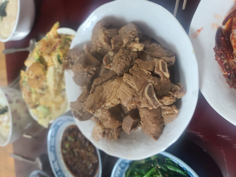 설날 친척모임 상차림_3.jpg