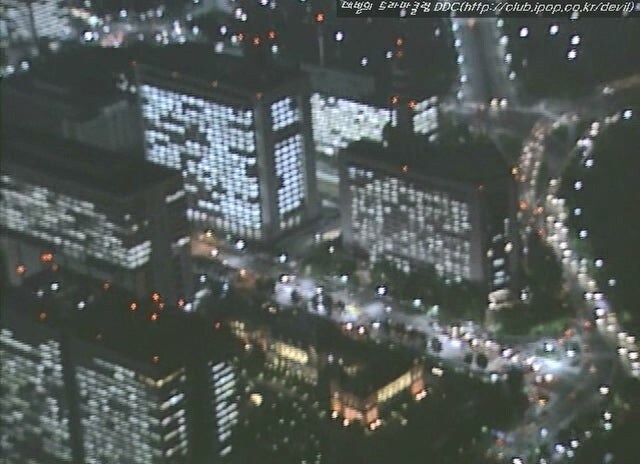 일본 경시총감 ㄹㅇ 숨 넘어가는 상황 ㅋㅋ_1.jpg