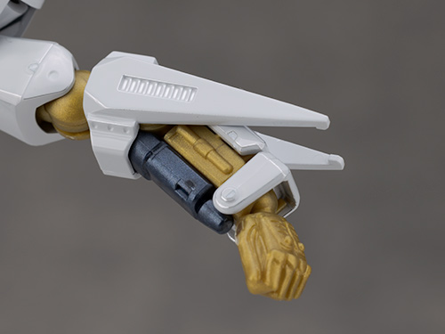 HG 1/144 엘가임 [스페셜 코팅] 해외 리뷰_28.jpg