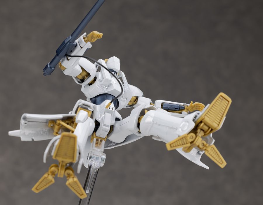 HG 1/144 엘가임 [스페셜 코팅] 해외 리뷰_53.jpg