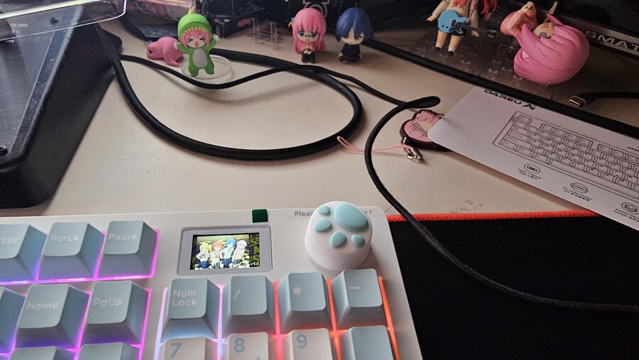 키보드에 달린 작은화면으로 가능한거_2.jpg