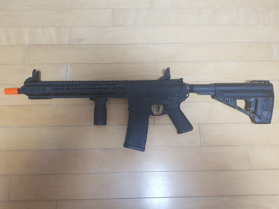 VFC VR 16 전동건_2.jpg