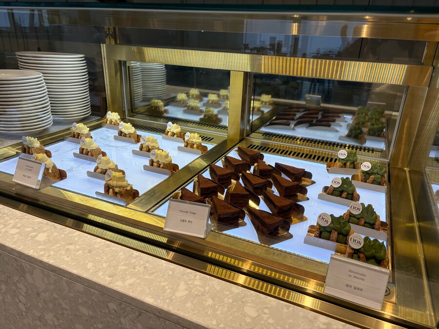 국내에서 가장 비싼 뷔페 후기(크랩52)_5.jpg