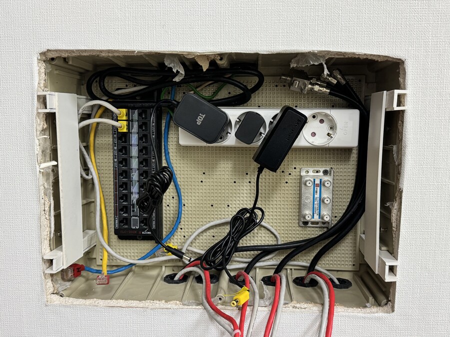 인터넷 통신 단자함 커버 야매(?) 자작기_5.jpg