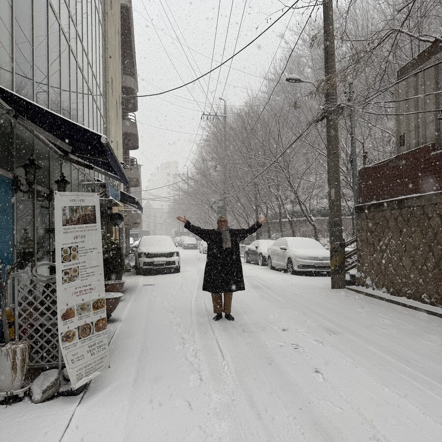 오는날이 장날 고로씨_1.jpg