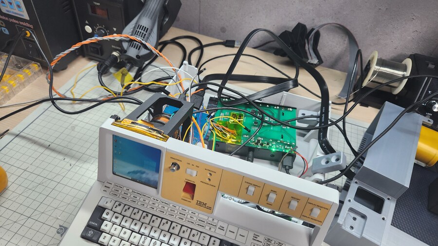 1/2사이즈 IBM5100 미니 PC 케이스를 만들어 봤습니다._18.jpg