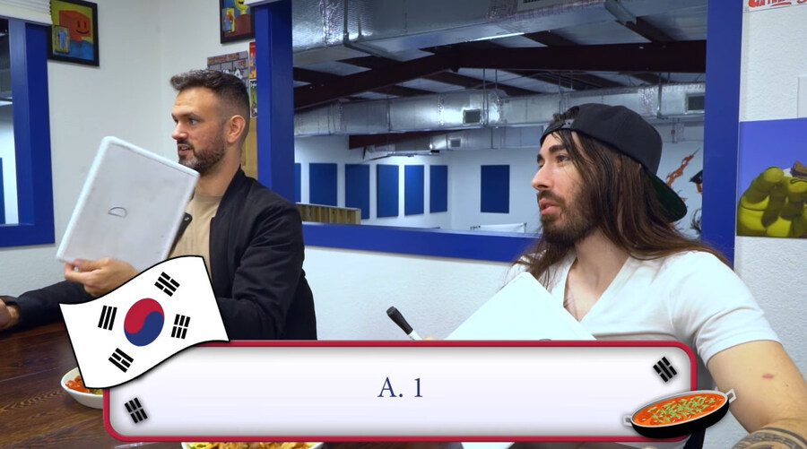 한국 음식 티어 정리 하는 미국 유튜버_56.jpg