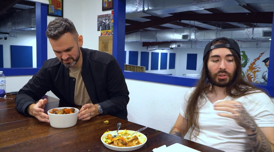 한국 음식 티어 정리 하는 미국 유튜버_72.jpg