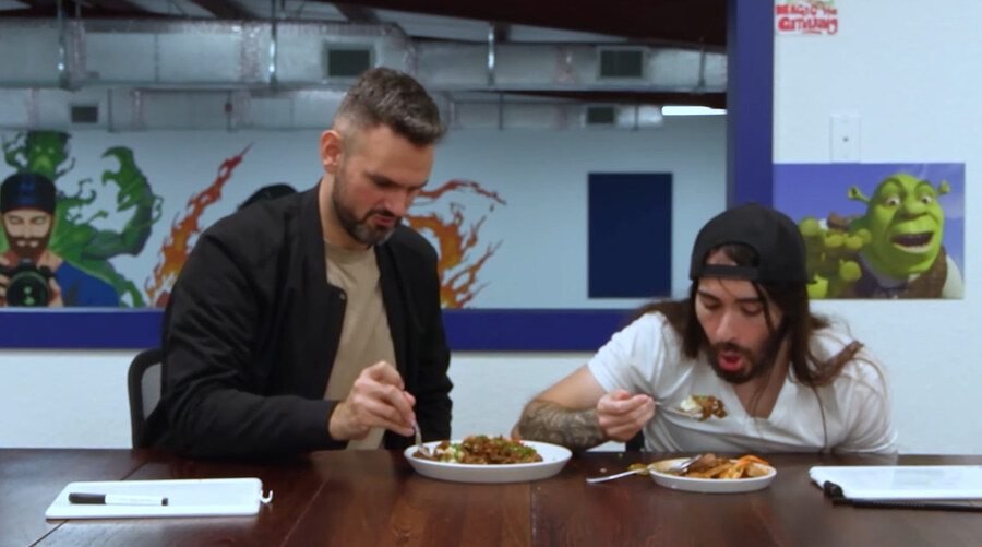 한국 음식 티어 정리 하는 미국 유튜버_84.jpg