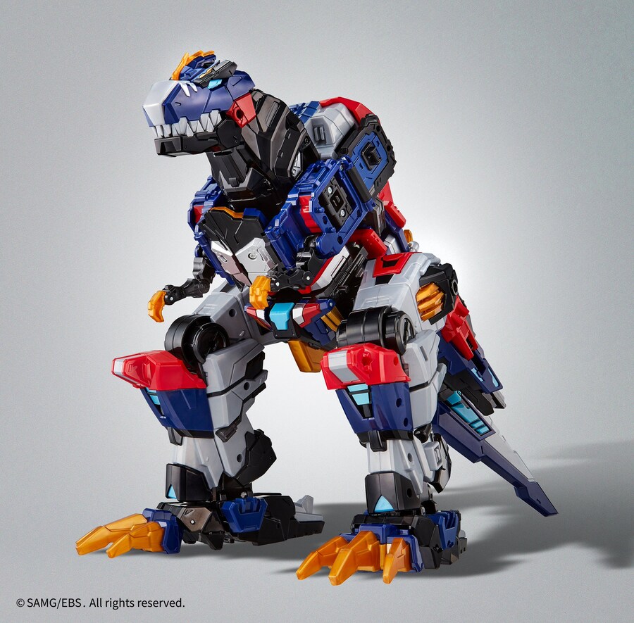 국산 변신로봇 완구 근황jpg