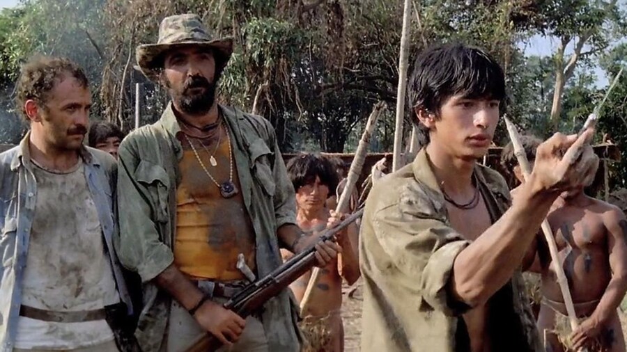 진정한 식인 고어 호러 영화 수작_4.jpg