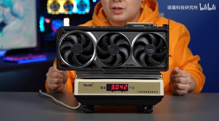 그래픽 카드는 더이상 카드가 아니다_8.jpg