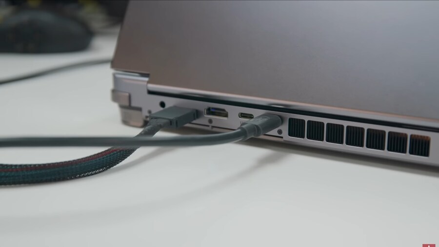 수냉식 RTX 5090은 핸드헬드에서 어떻게 작동하나요?(5090 + eGPU)_2.jpg