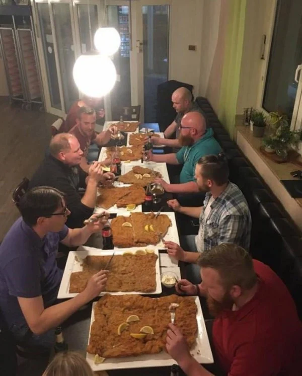 독일식 킹대왕 사이즈 돈까스.jpg_1.webp