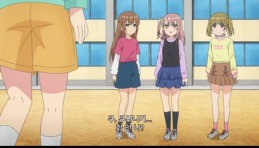 전학오자마자 반 전체를 휘어잡은 여초딩.jpg_22.jpg